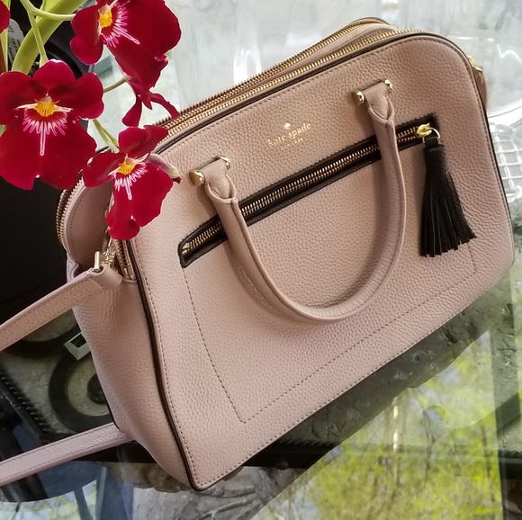 kate spade Handbags - ‼SALE‼ ♠ Kate Spade Chester Street Kalen Purse